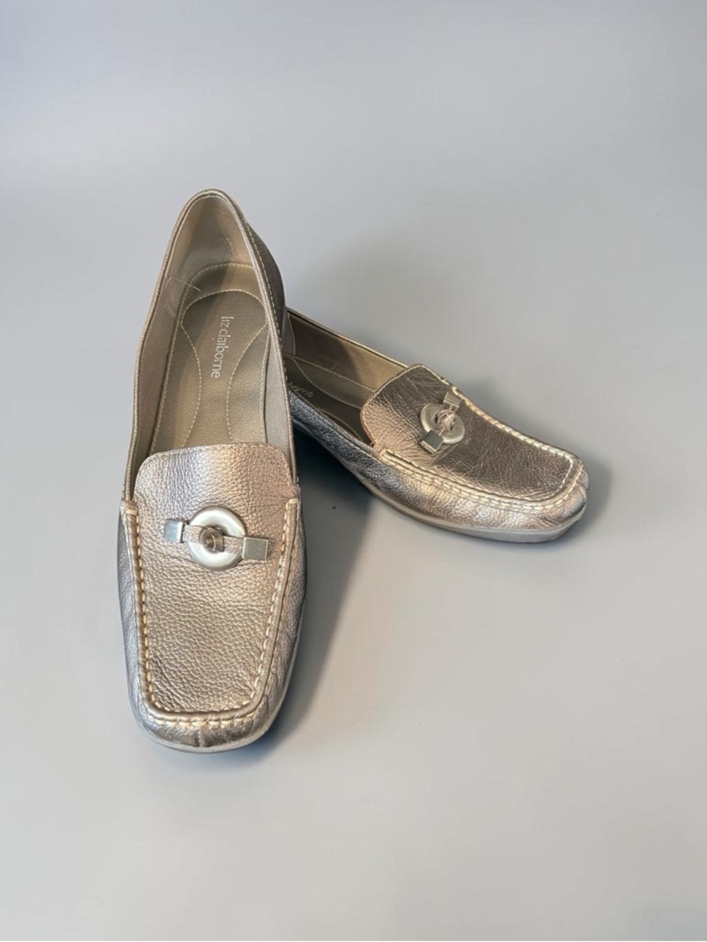 Liz Claiborne Bronze Leather Loafers Chic Old Money Minimalist Moccasins 10
